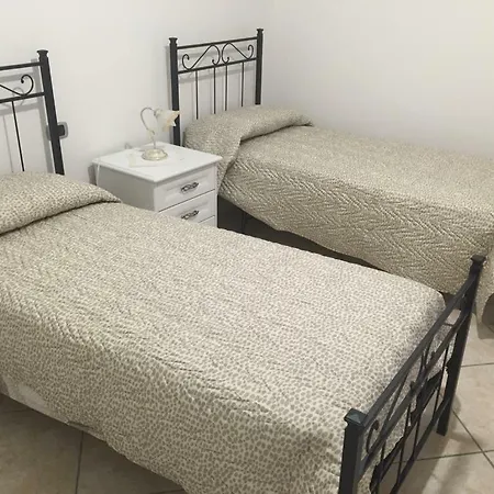 Domus Anna טורה אנונציאטה